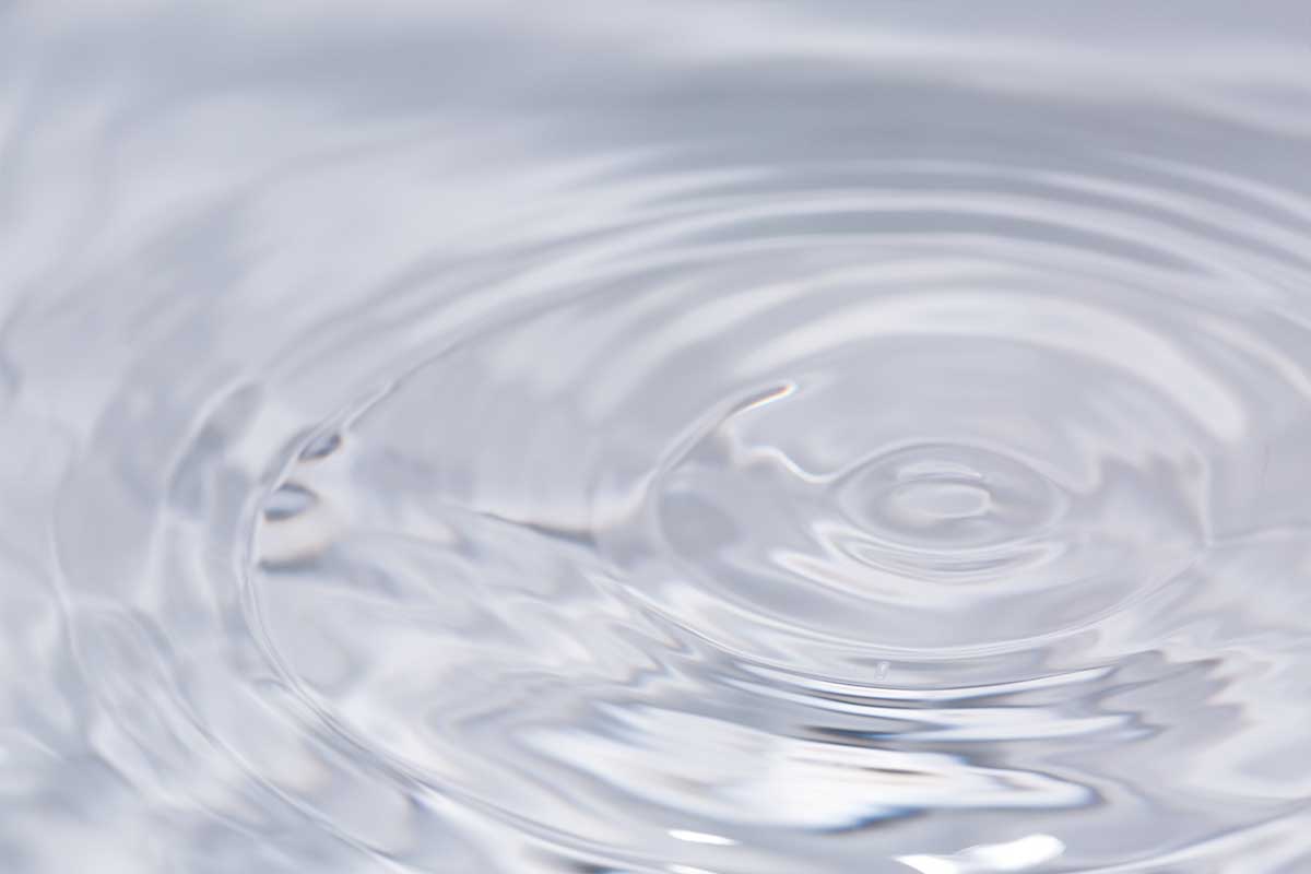 40代の化粧水が浸透しない悩みにアプローチするホメオバウのスキンケア